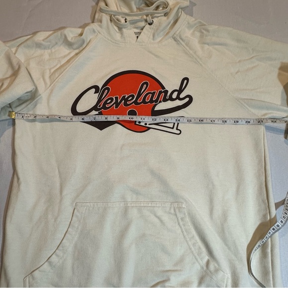 Cleveland Football Hoodie | Size L | Cream Graphic Sweatshirt - Picture 9 of 12
